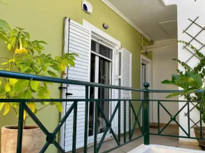 Dimitris place near Athens airport