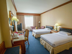 Royal Benja Hotel