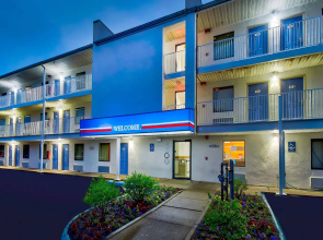Motel 6 Warren, MI - Detroit East