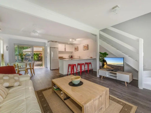 Noosa Gardens Riverside Resort