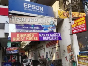 OYO 87137 Diamond Guest House