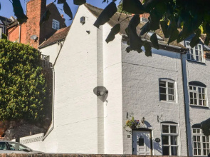 31 Riverside