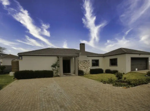Happy Holiday, Langebaan 6-sleeper