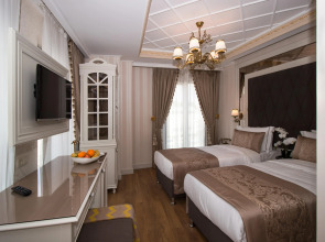 Istanbul Town Hotel