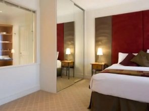 Lakeside Suites 2