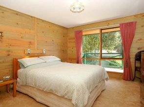 Johanna Green Holiday House