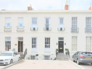39 Rodney House