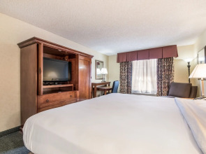 Red Lion Hotel Portland Airport