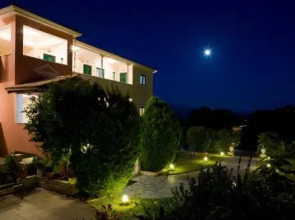 Aristea Apartments