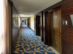 Dong Fang Hotel Guangzhou