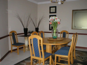 Shangani Lodge