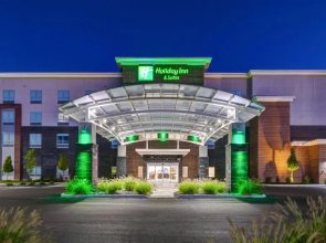 Holiday Inn & Suites Toledo Southwest - Perrysburg by IHG