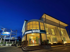 Riverside Hotel