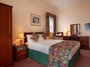 Ashley Hotel