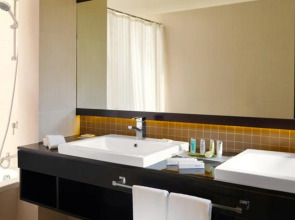 Отель Towers Rotana