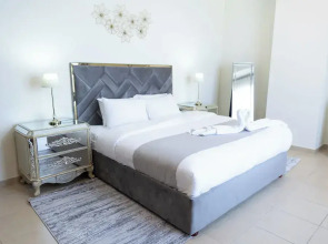 HAPPY SEASON I Amwaj apartment