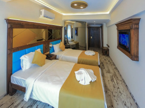 Reis Royal Hotel