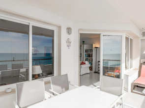 Seafront apartment Altea
