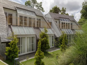 Himalayan Hideaway Resort Pokhara, The Centara Collection