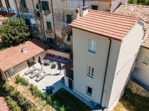 Amazing Apartment in Vinci With Wifi and 1 Bedrooms