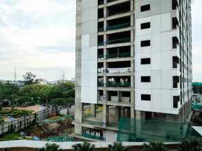 Bright and Stylish 1BR The Oasis Apartment Cikarang