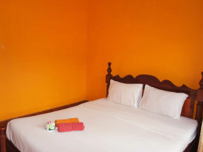 Popular View Guesthouse