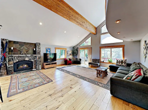 14550 Truckee - 4 Br Home