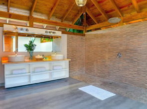 Srvittinivillas Agp36 / Spacius / Confortable Luxury Villa/ Family/ Team/ Cdc