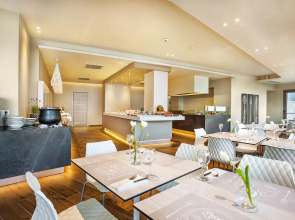 Ammon Zeus Luxury Beach Hotel