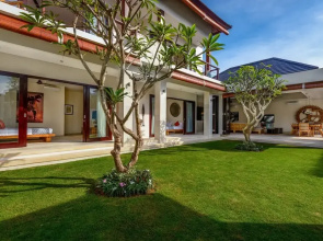 Villa The Maya