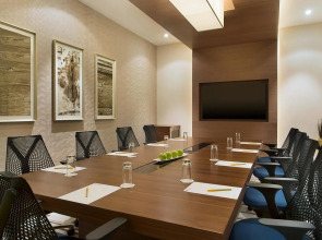 Hilton Garden Inn Dubai Al Mina Hotel