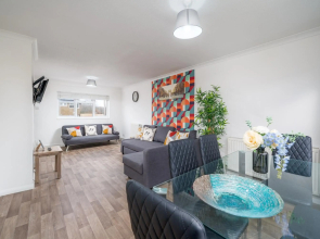 Entire House 3-Bed in Stevenage Hertfordshire With Parking & Garden