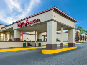 Red Roof Inn & Suites Anderson, SC