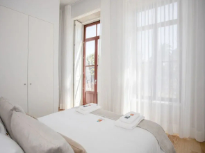 Liiiving in Porto City View Apartment 1F