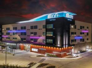 Aloft Dallas Arlington South