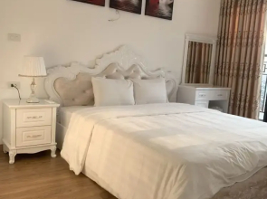 Western Hanoi Apartment - The Emerald My Dinh