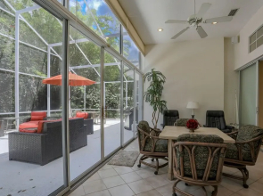 University Park 01 - 2 Br Home