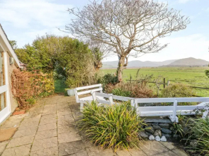 Tyrau Tywyn