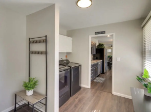Lovely South Bend Home ~ 3 Mi to Dtwn & Notre Dame