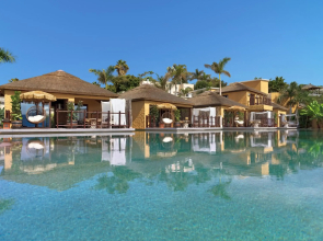 Royal River, Luxury Hotel - Adults Only