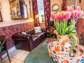 Creston Villa Guest House