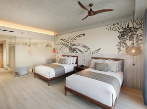 Hyatt Vivid Grand Island Cancun Adults Only All-Inclusive