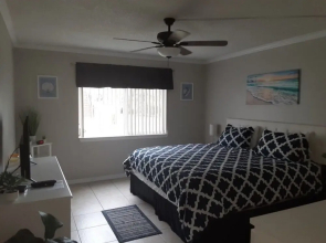 Pelican Inlet C117 2 Bedroom Condo By Redawning