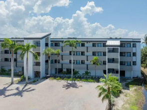 Pelicans Roost 104 2 Bedroom Condo