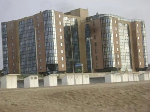 Hydro Palace - Stylish Charming Apartment With s