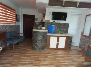 FNT Transient House near Hundred Islands