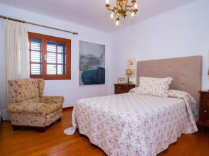 Casa Seara Piscina, Wifi y 400 metro de la playa,