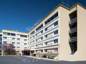 Ramada by Wyndham Downtown Spokane