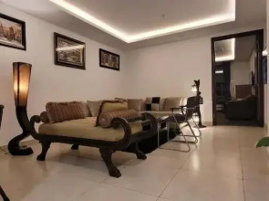 Goldcrest Luxury Apartments