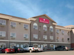 Ramada Weyburn